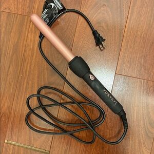 FoxyBae Pink Curling Wand